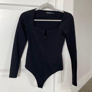 Black square neck Abercrombie body suit